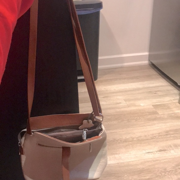 Summer blow out $15!! Italian, Genuine snakeskin or leather ladies purse. - Picture 16 of 16